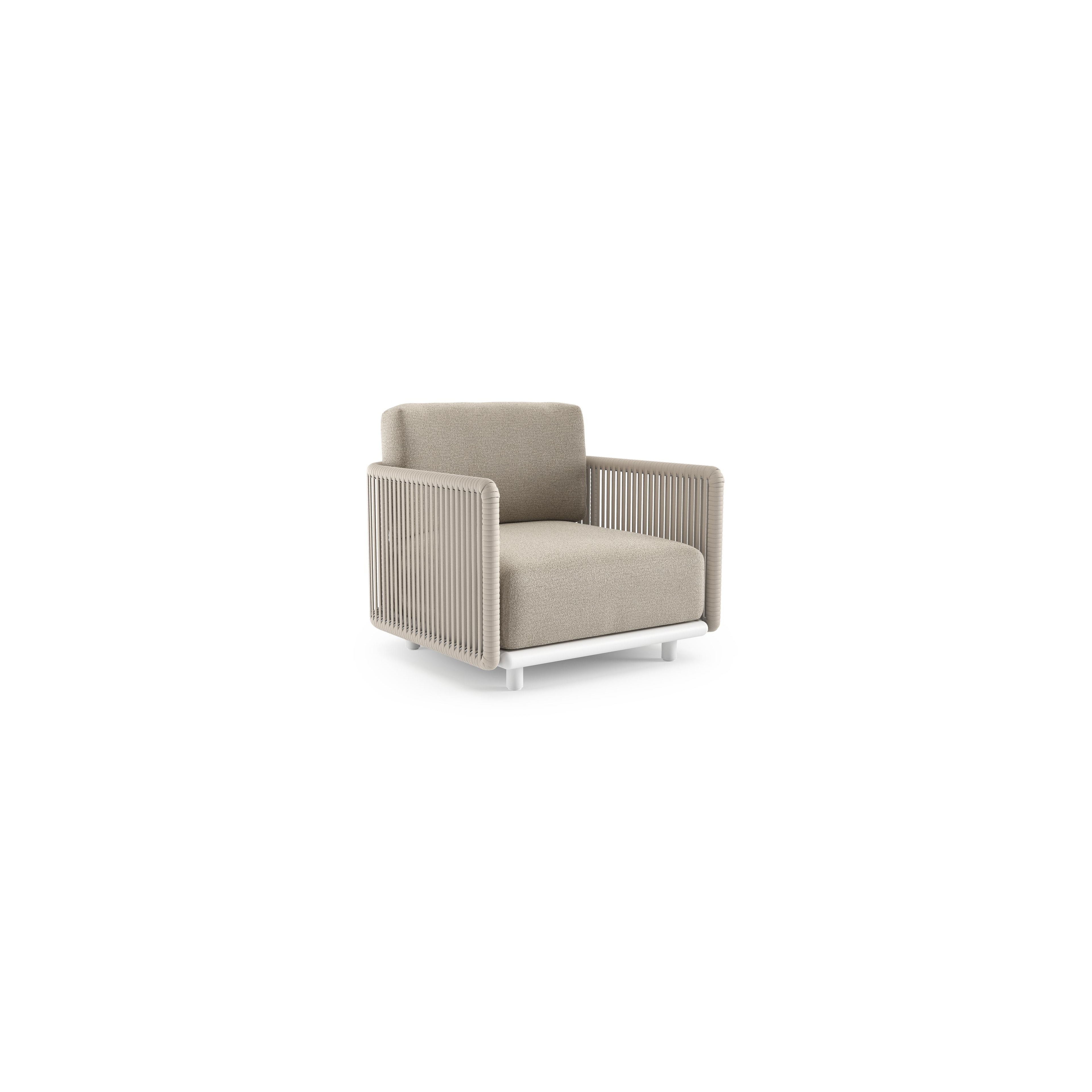 Fauteuil de jardin Organo en aluminium blanc et corde luxe plate tissée verticalement beige et coussin en all weather Cosytica catania sand