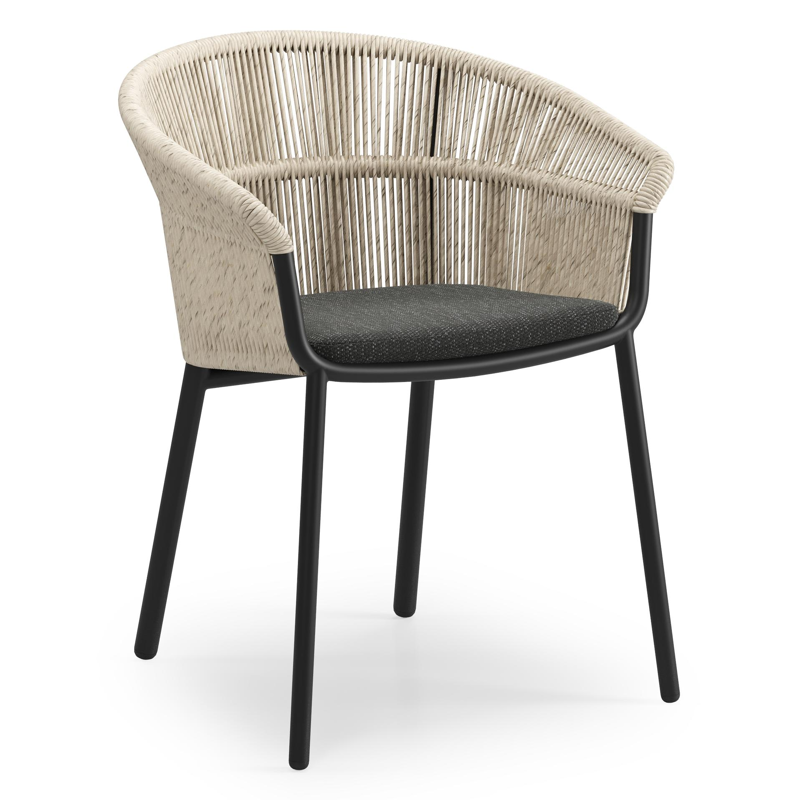 Matera stapelbare tuinstoel in zwart aluminium en beige gedraaide ronde wicker met kussen in sky black weather+ softtouch