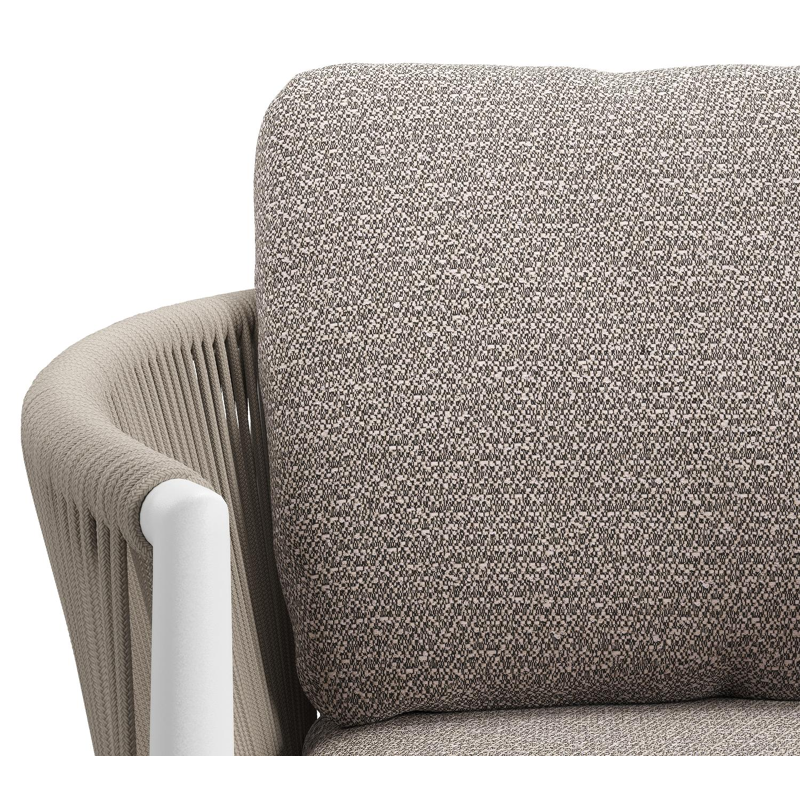 Organo tuinstoel in beige aluminium en beige verticaal geweven ronde rope met stoelkussen in All Weather Sunbrella® Luxe Wander Granite