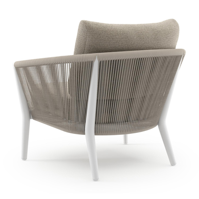 Fauteuil de jardin Orso en aluminium blanc en corde ronde tissée verticalement beige et coussins en all weather cosytica Catania Sand