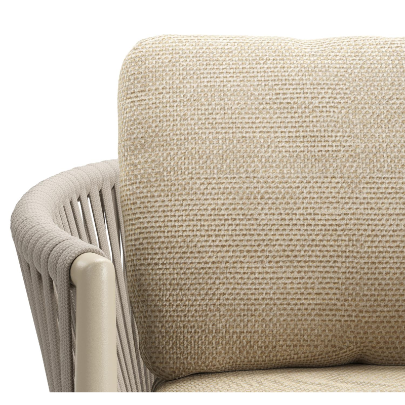 Organo tuinstoel in beige aluminium en beige verticaal geweven luxe vlakke rope met zitkussen in All Weather Cosytica Althea Camel