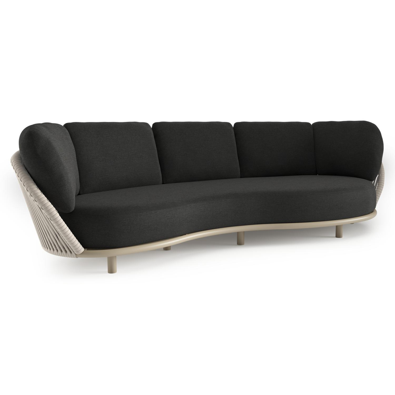 Lupino loungebank in beige aluminium en beige verticaal geweven luxe vlakke brede rope met chartres sooty all weather sunbrella® luxe kussen