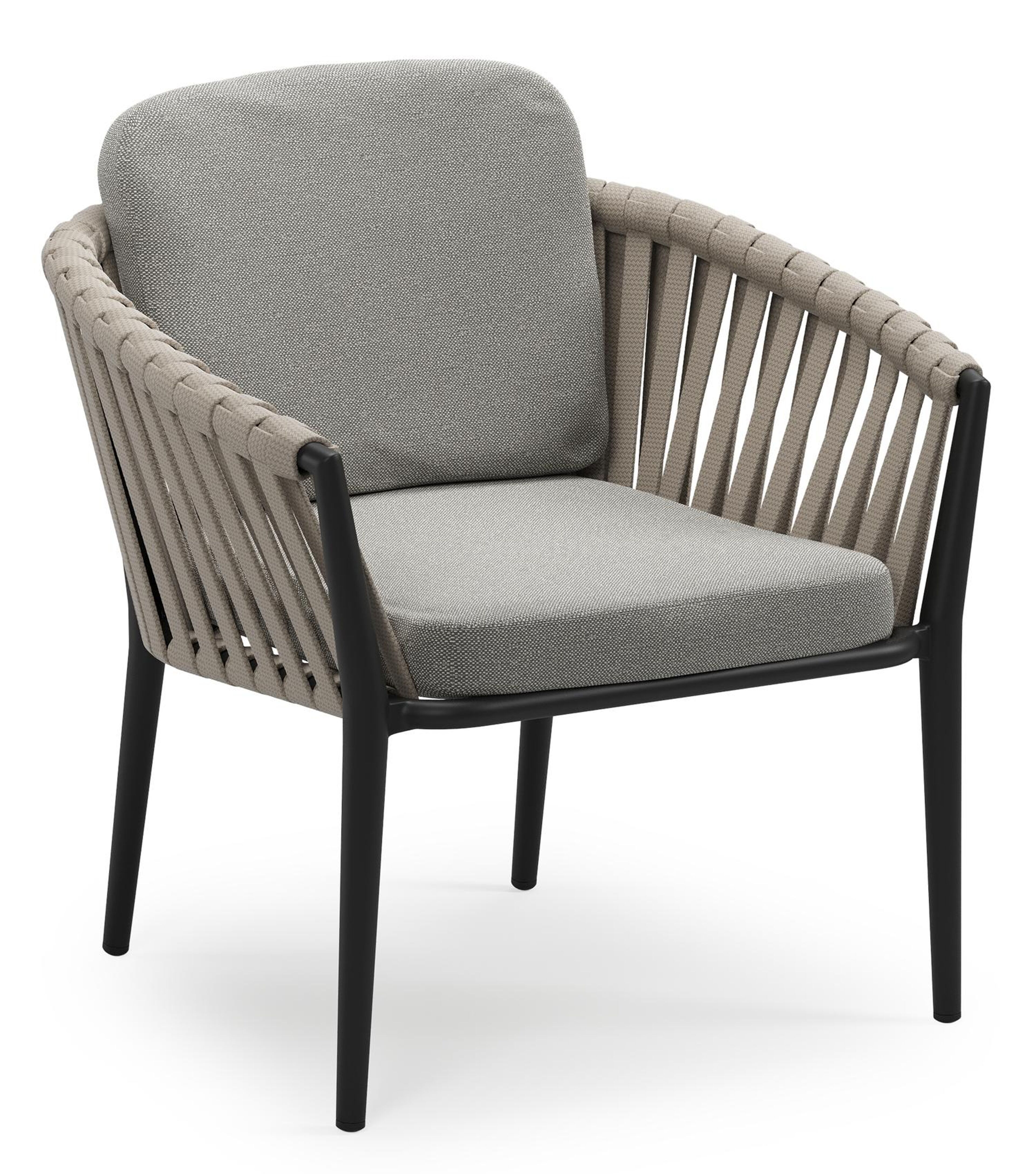 Orso low dining tuinstoel in zwart aluminium en beige verticaal geweven luxe vlakke brede rope met stoelkussen in All Weather Sunbrella® Luxe Savane Zinc