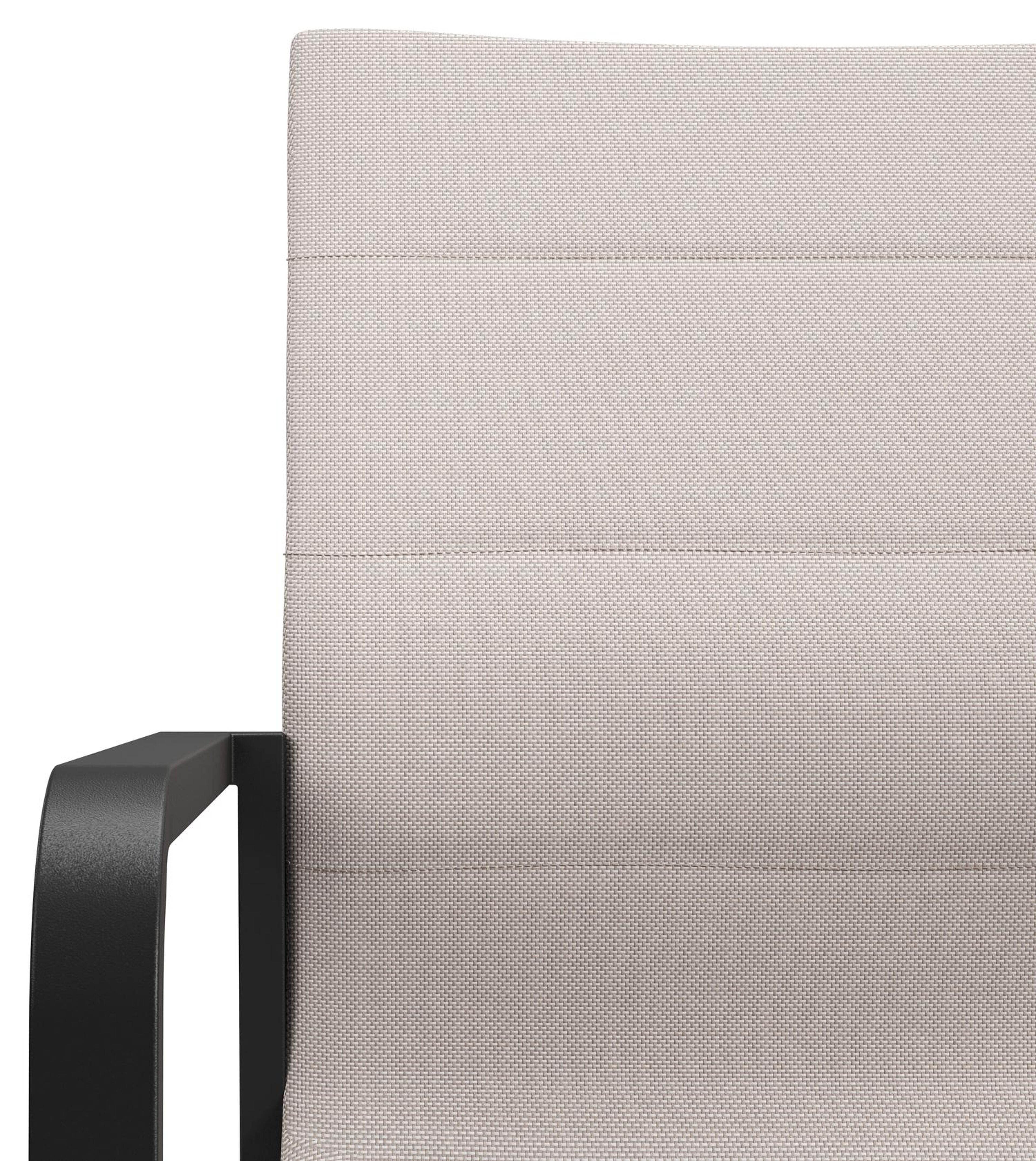 Como stapelbare tuinstoel in zwart aluminium en beige luxe textilene