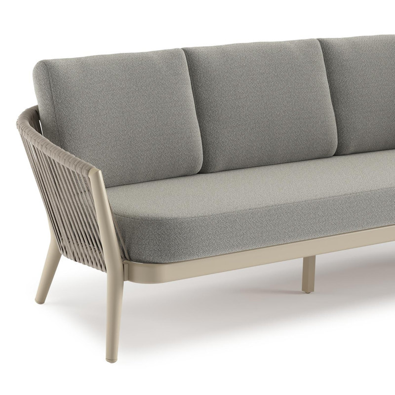 Orso loungebank in beige aluminium en beige verticaal geweven ronde rope met Savane Tunder all weather sunbrella® luxe kussen