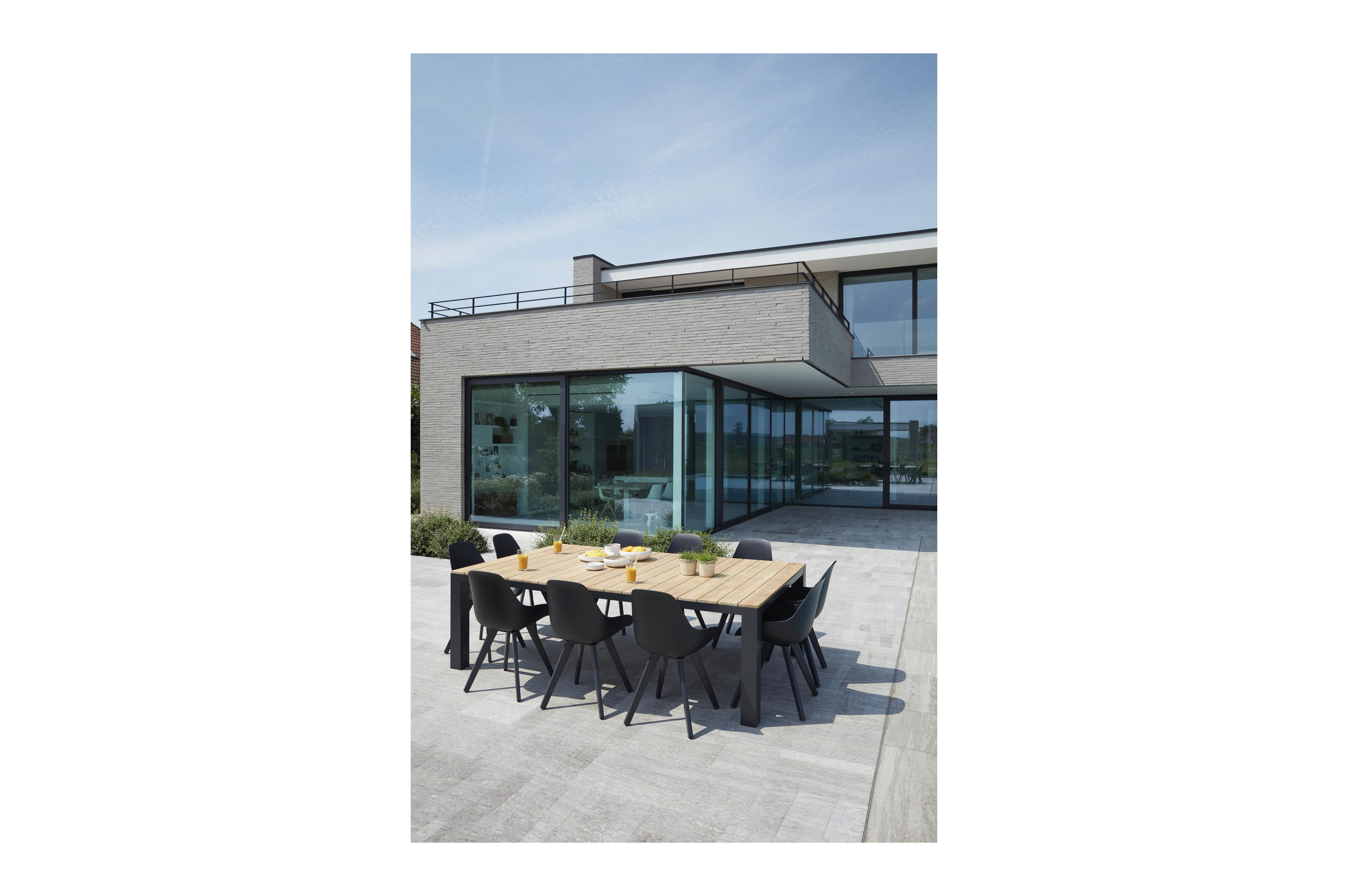 Nano tuintafel in zwart aluminium en teak - L 240 x B 148 x H 75 cm