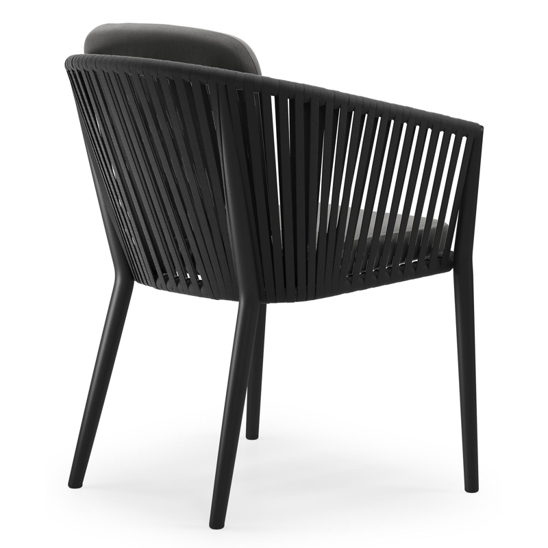 Orso tuinstoel in zwart aluminium en zwart verticaal geweven vlakke rope met kussen in natte charcoal chine all weather sunbrella® luxe