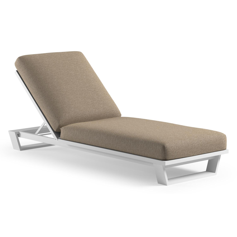 Chaise longue réglable Pagino en aluminium blanc et coussin en all weather Cosytica madagascar oak