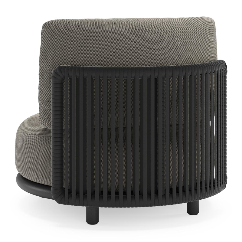 Fauteuil de jardin Lomano en aluminium noir et corde luxe plate tissée verticalement beige et coussins en all weather sunbrella® luxe lopi charcoal