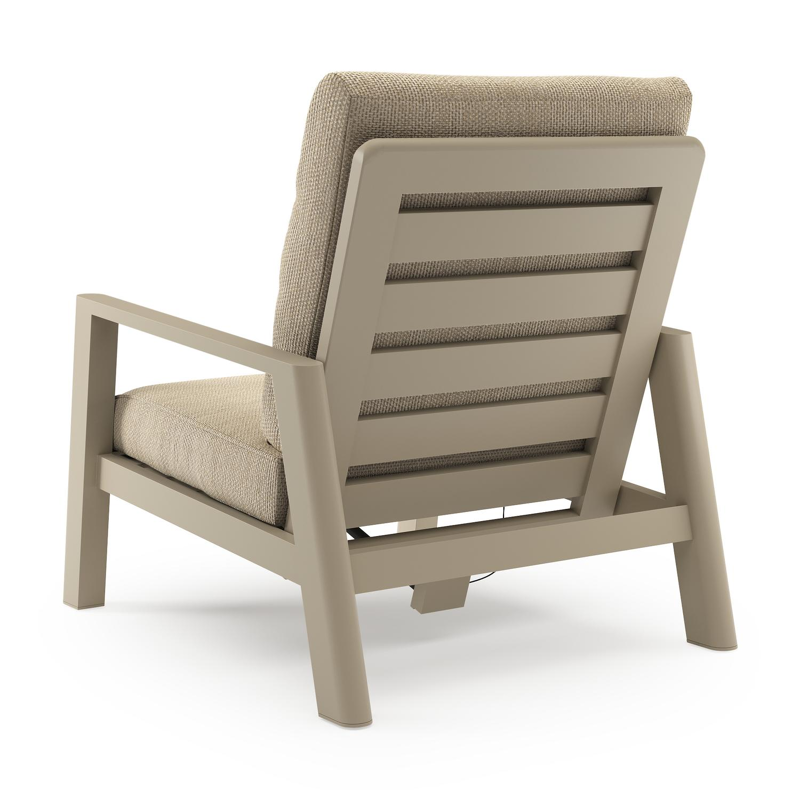 Cirello loungestoel in beige aluminium met althea camel all weather cosytica kussen