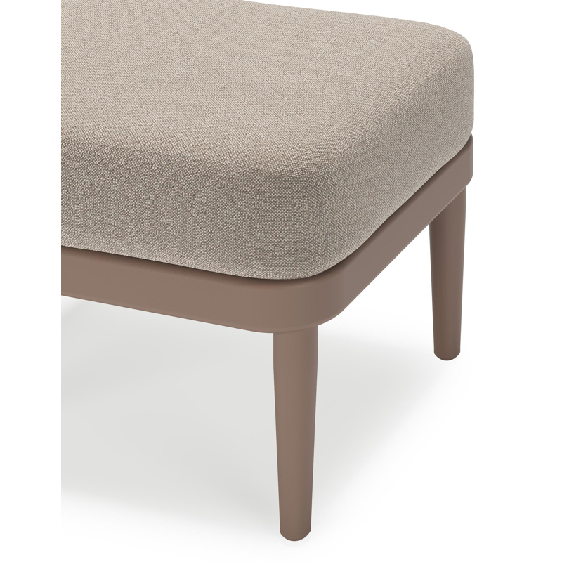 Orso poef in taupe aluminium met Savane Coconut all weather sunbrella® luxe kussen