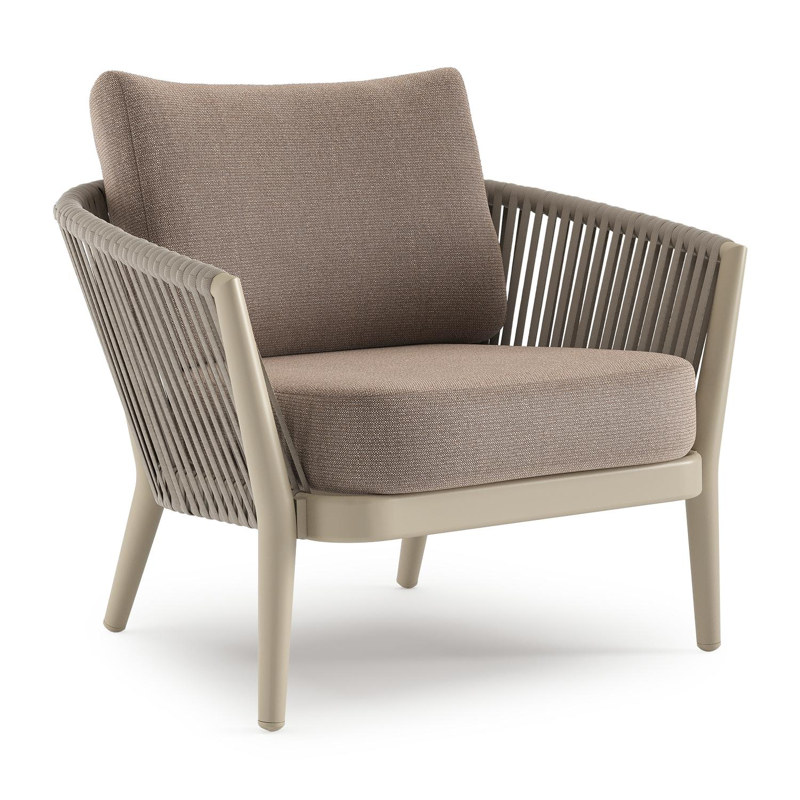 Fauteuil de jardin Orso en aluminium beige en corde luxe plate tissée verticalement beige et coussins en all weather sunbrella® luxe Savane Earth