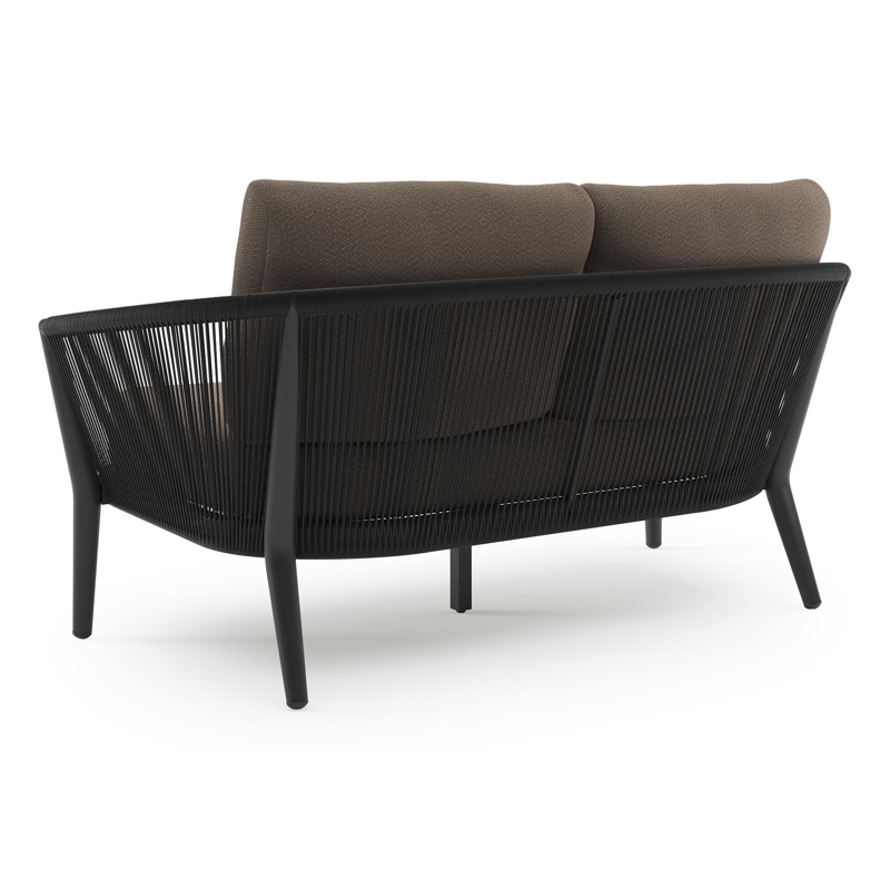 Orso loungebank in zwart aluminium en zwart verticaal geweven ronde rope met Lopi Coconut all weather sunbrella® luxe kussen