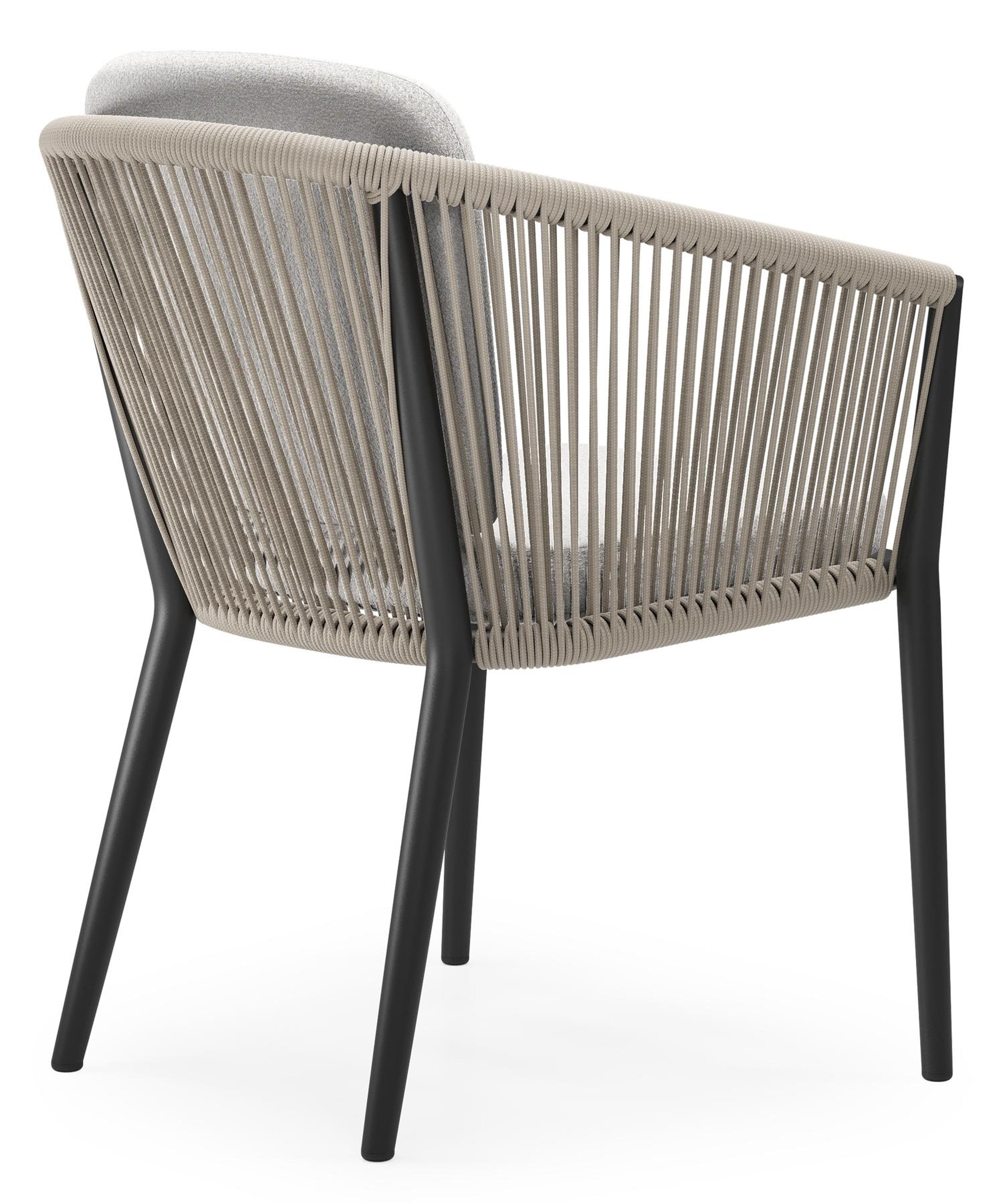 Orso tuinstoel in zwart aluminium en beige verticaal geweven ronde rope met zitkussen in All Weather Solica Soul Optik