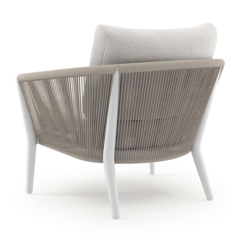 Fauteuil de jardin Orso en aluminium blanc en corde ronde tissée verticalement beige et coussins en all weather solica Soul Optik