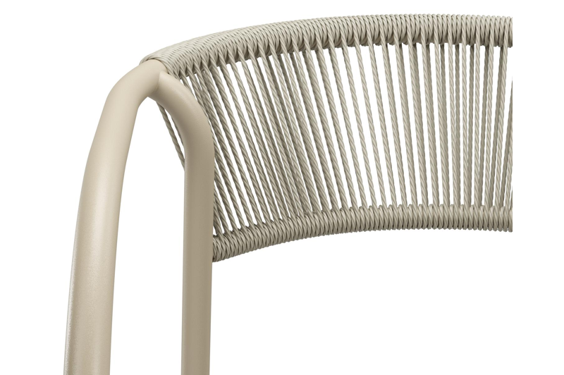 Melo stapelbare tuinstoel in beige aluminium en beige gedraaide ronde wicker