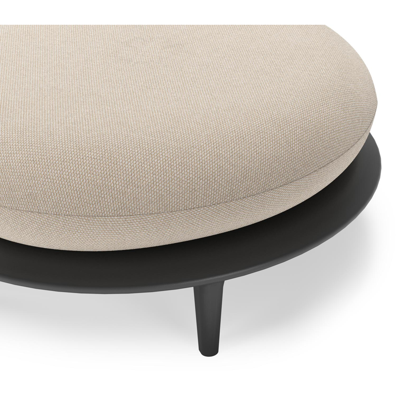 Bomero poef in zwart aluminium met lopi antique all weather sunbrella® luxe kussen