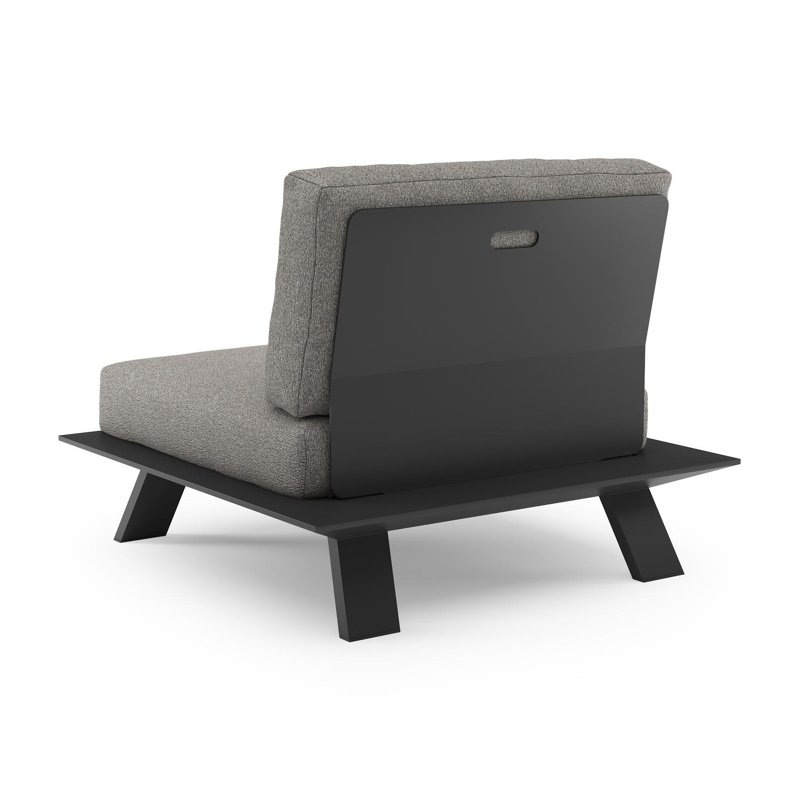 Cesano loungestoel in zwart aluminium met tundra charcoal all weather Sunbrella® luxe kussen