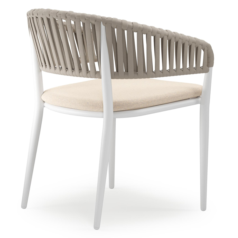 Tolfa stapelbare tuinstoel in wit aluminium en beige verticaal geweven luxe vlakke brede rope met stoelkussen in All Weather Sunbrella® Luxe Heritage Papyrus