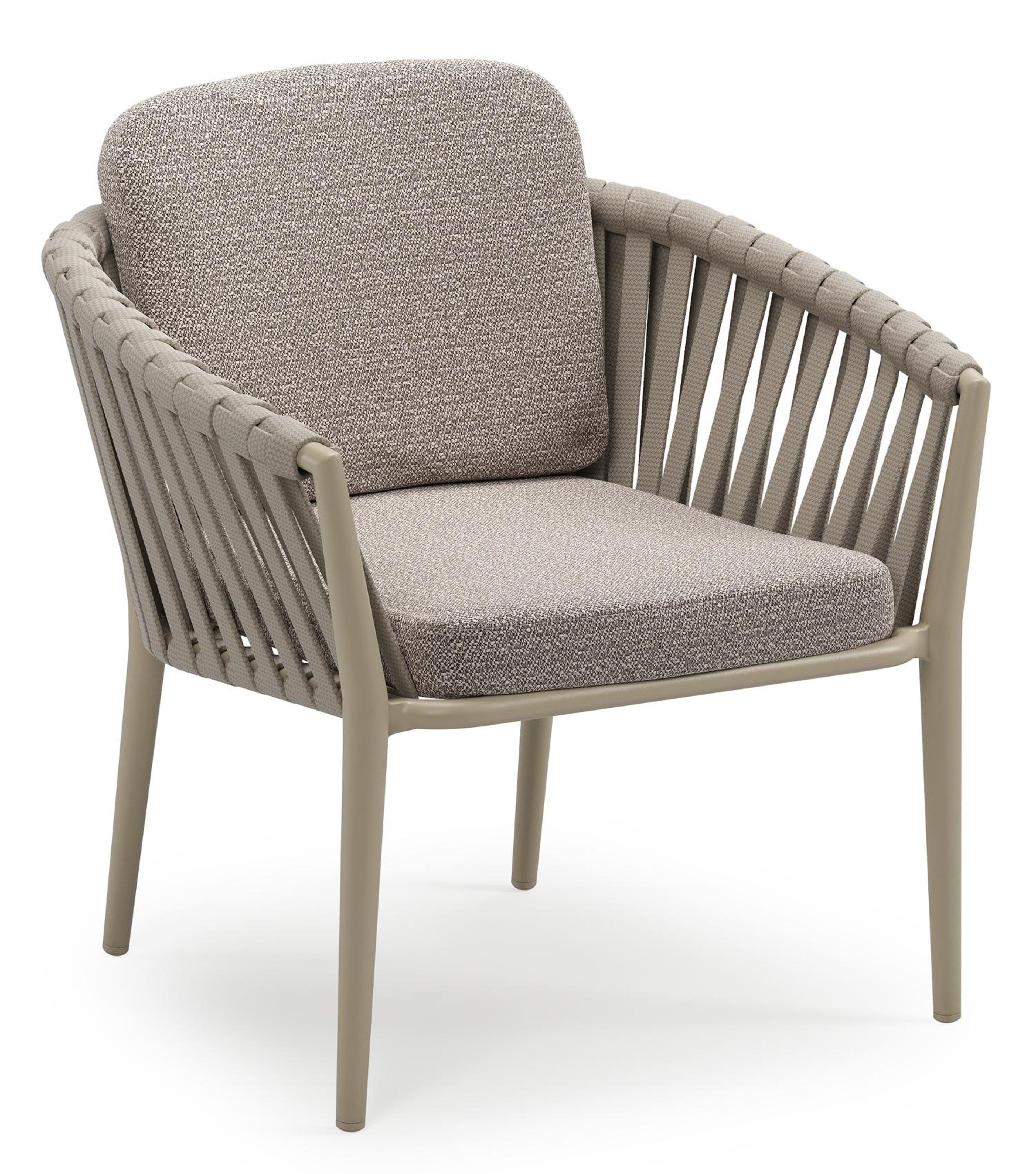 Orso low dining tuinstoel in beige aluminium en beige verticaal geweven luxe vlakke brede rope met stoelkussen in All Weather Sunbrella® Luxe Wander Granite