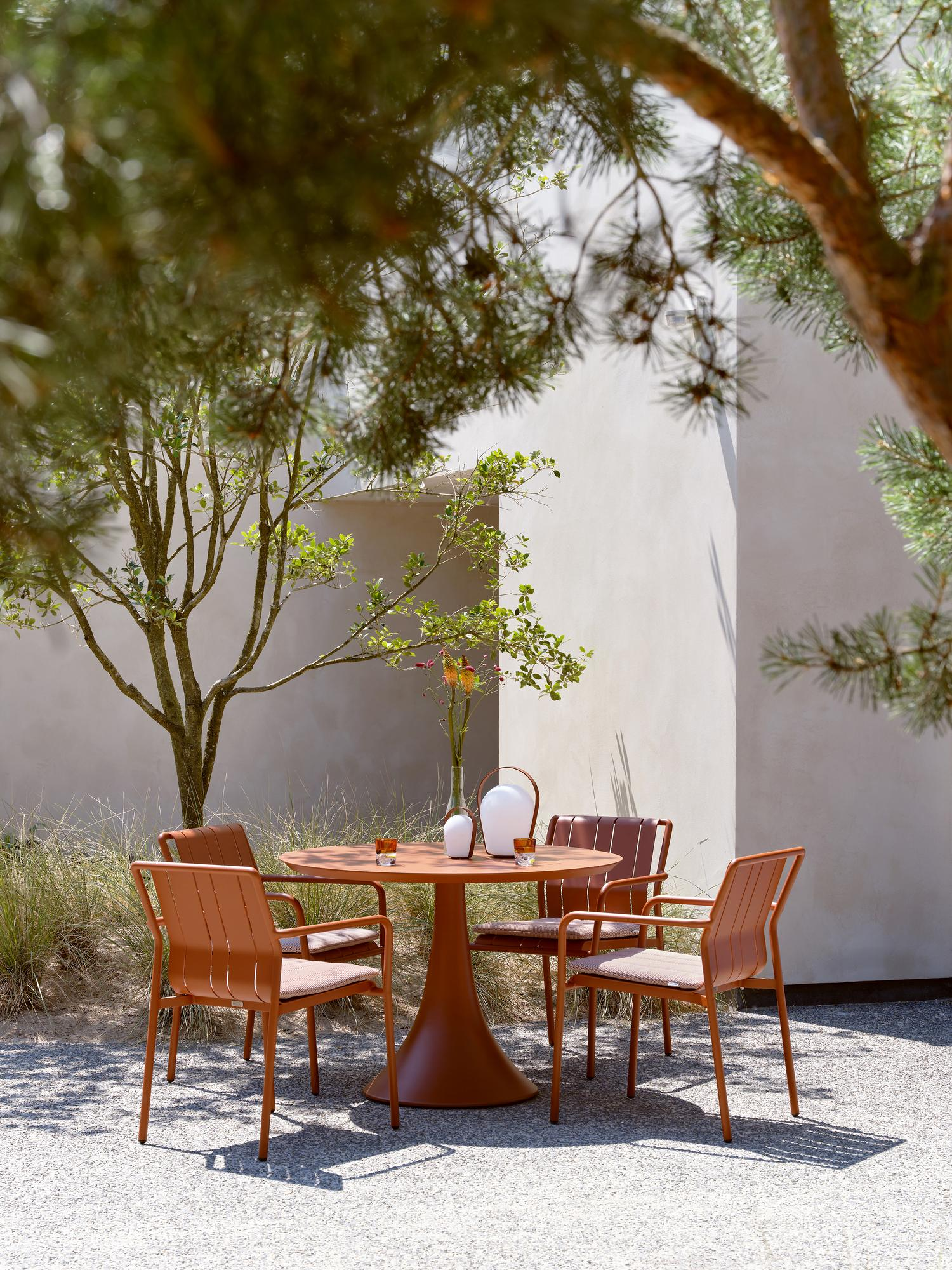 Bolito tuinstoel in roestbruin aluminium