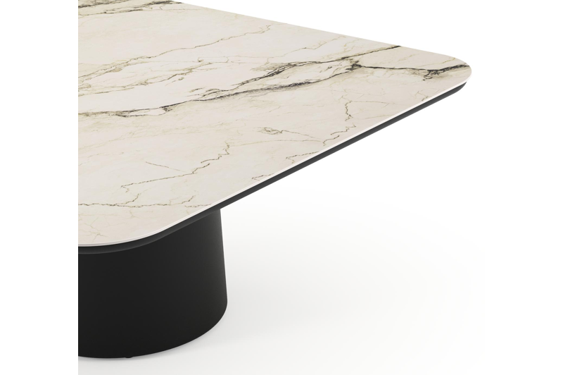 Amico low dining tuintafel afgerond vierkant in zwart aluminium en volkeramiek Colorado Dunes - L 148 x B 148 x H 61 cm