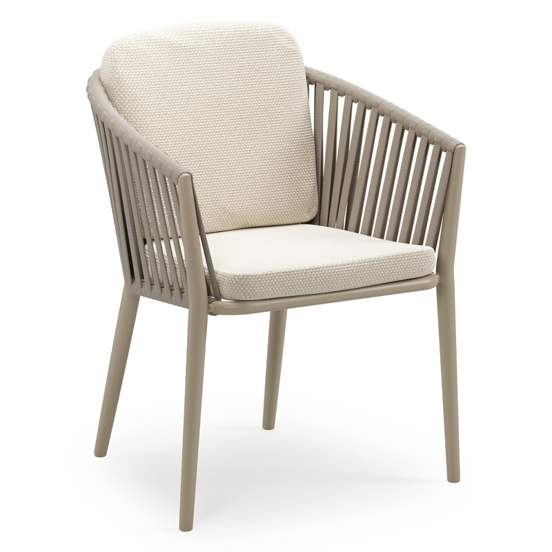 Orso stapelbare tuinstoel in beige aluminium en beige verticaal geweven luxe vlakke brede rope met stoelkussen in All Weather Cosytica Althea Off White