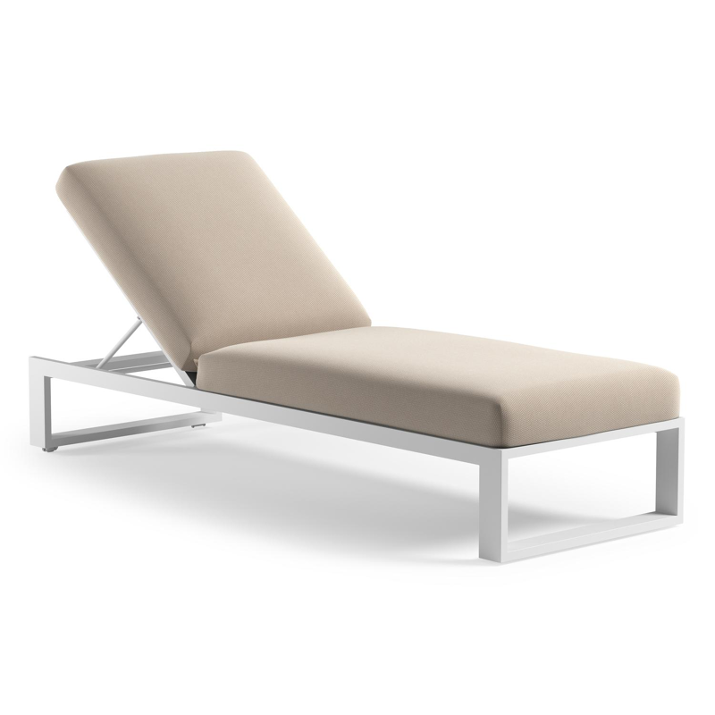 Chaise longue réglable Verato en aluminium blanc et coussin en all weather Sunbrella® luxe lopi antique