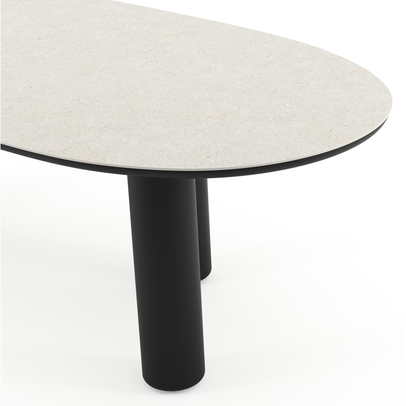 Table de jardin Amico organique en aluminium noir et céramique pleine Shilin - Lg. 240 x Lrg. 110 x Haut. 73.5 cm