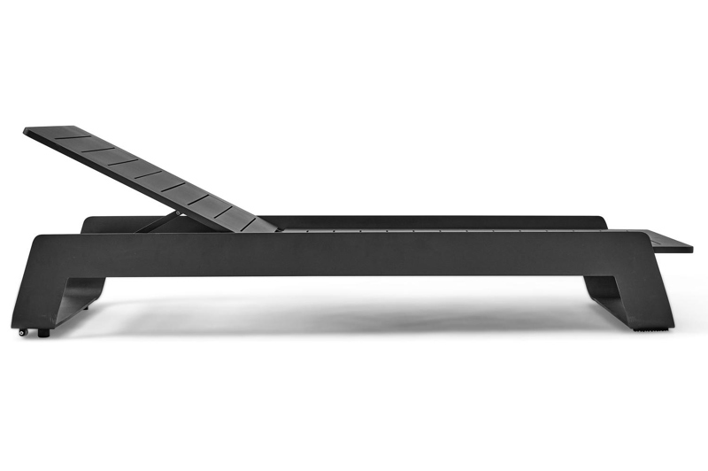 Chaise longue réglable Atessa en aluminium noir avec all weather sunbrella® luxe chartres pewter coussin