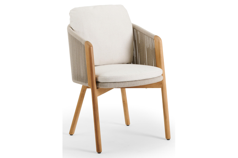 Gardo tuinstoel in teak en beige verticaal geweven ronde rope met kussen in lopi marble all weather sunbrella® luxe