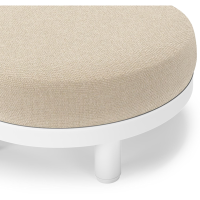 Donato lounge poef in wit aluminium met All Weather Cosytica Althea Chalk kussen