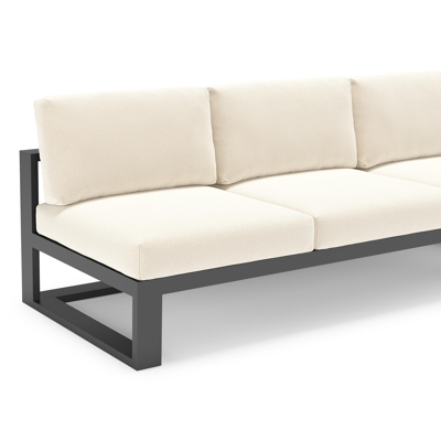 Verato loungehoek in zwart aluminium met althea off white all weather cosytica kussen