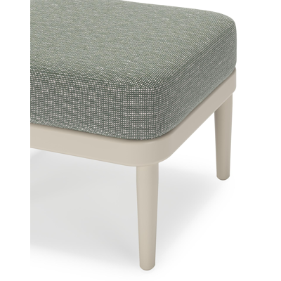 Pouf Orso en aluminium beige et coussins en all weather sunbrella® luxe Slow Fern