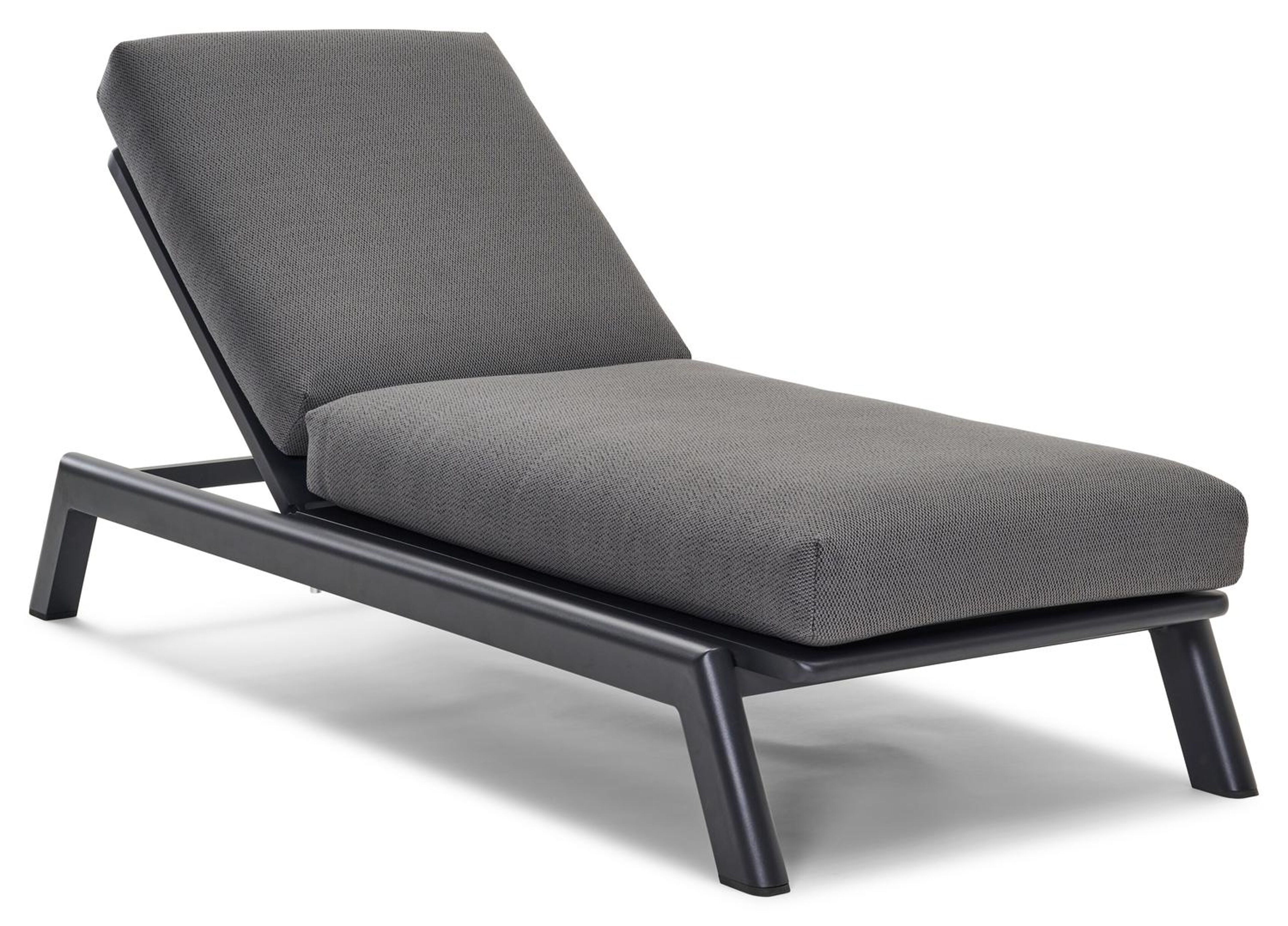 Cirello verstelbaar ligbed met pompsysteem in zwart aluminium met lopi shadow all weather sunbrella® luxe kussen