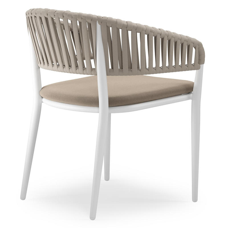 Tolfa stapelbare tuinstoel in wit aluminium en beige verticaal geweven luxe vlakke brede rope met stoelkussen in All Weather Sunbrella® Luxe Natte Heather Grey