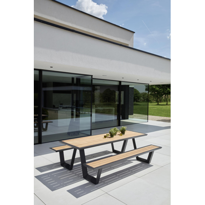 Sevilla picknicktafel in zwart aluminium en teak tafelblad - L 240 x B 175 x H 71 cm
