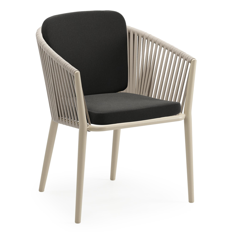 Chaise de jardin Orso en aluminium beige et corde plate tissée verticalement beige avec coussin en All Weather Sunbrella® Luxe Natte Sooty