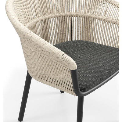 Pamplona ovale tuinset in zwart aluminium en teak natural finish met 8 Matera tuinstoelen