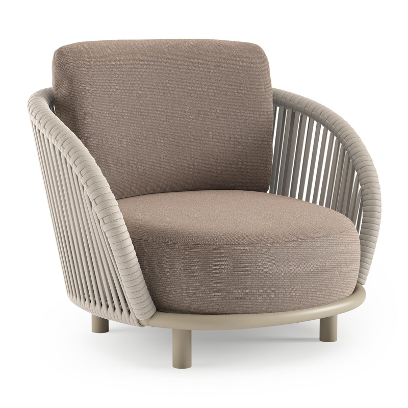 Lupino loungestoel in beige aluminium en beige verticaal geweven luxe vlakke brede rope met savane earth all weather sunbrella® luxe kussen
