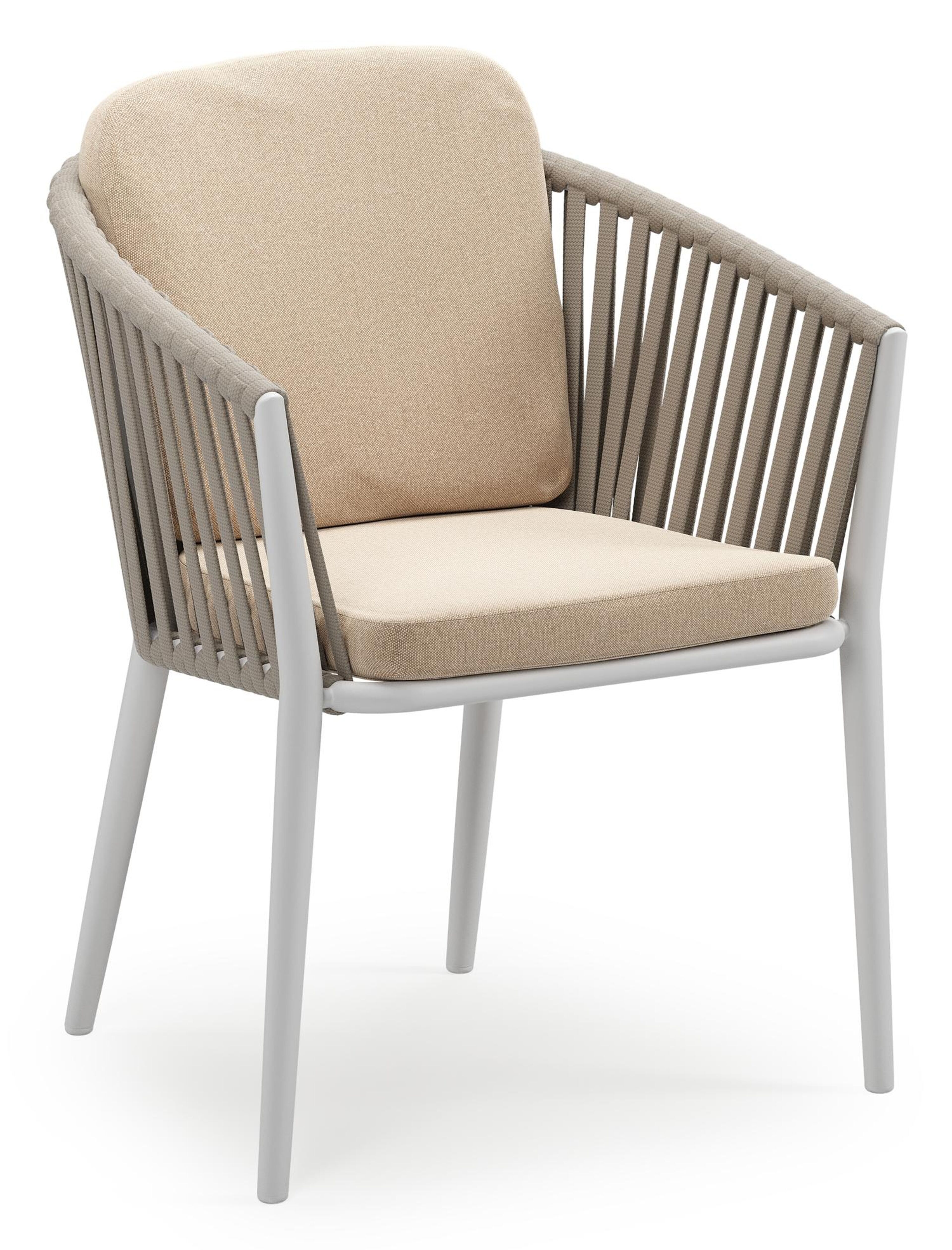 Orso stapelbare tuinstoel in wit aluminium en beige verticaal geweven luxe vlakke brede rope met stoelkussen in All Weather Sunbrella® Luxe Natte Heather Beige
