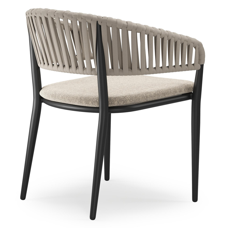 Tolfa stapelbare tuinstoel in zwart aluminium en beige verticaal geweven luxe vlakke brede rope met stoelkussen in All Weather Sunbrella® Luxe Chartres Pewter