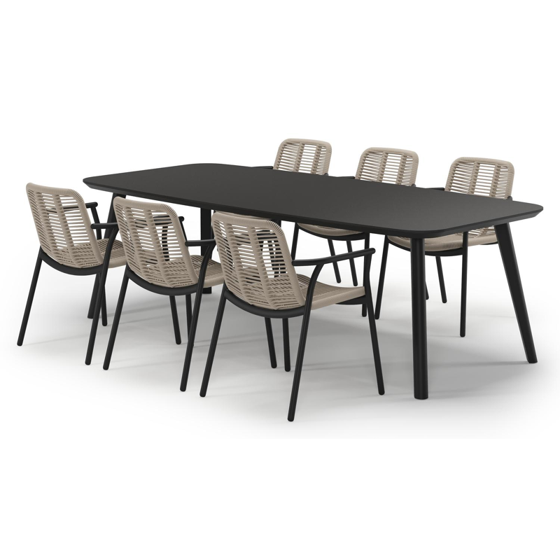 Mosa tuinset in zwart aluminium en notte minerale sintered stone met 6 stapelbare Berga tuinstoelen