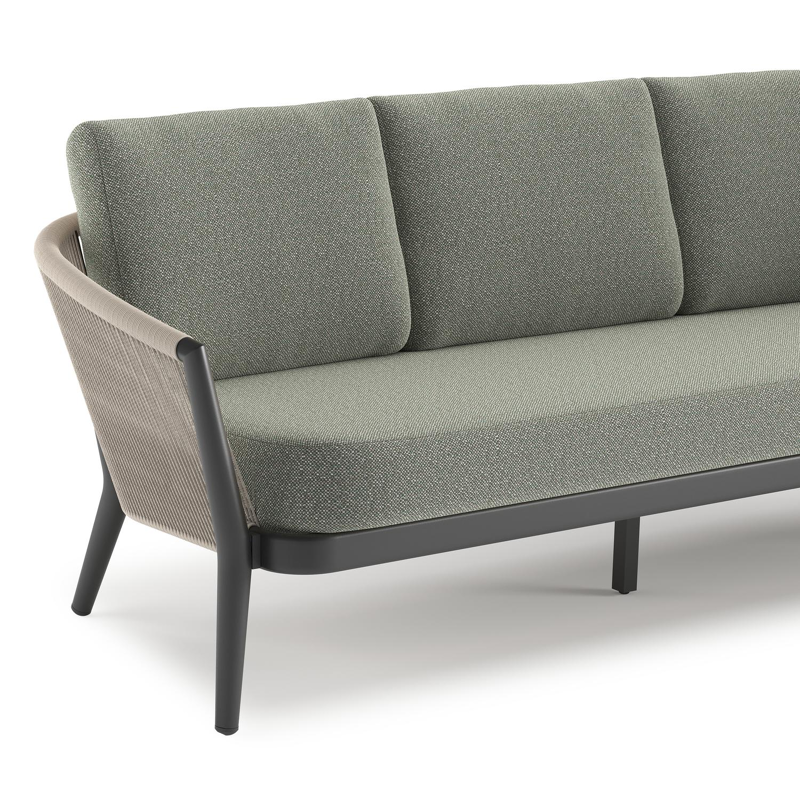 Canapé de jardin Orso en aluminium noir en corde ronde tissée verticalement beige et coussins en all weather sunbrella® luxe Savane Leaf