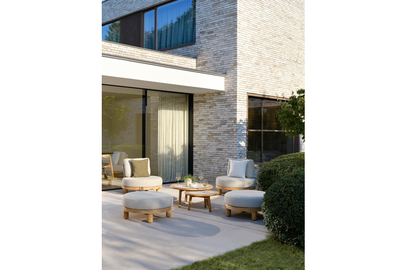 Pouf Donato en teck avec coussin en all weather cosytica marbella ecru