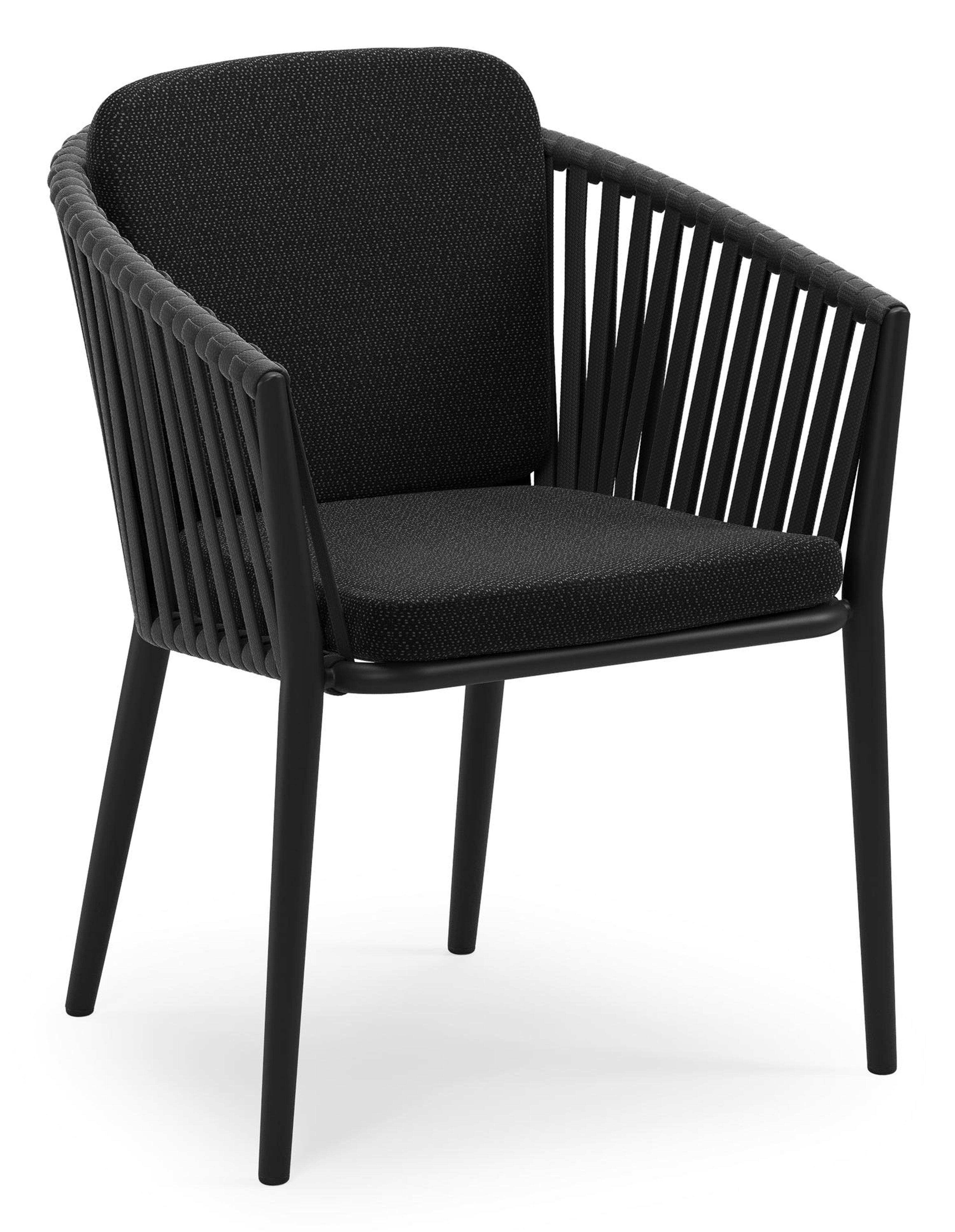 Orso stapelbare tuinstoel in zwart aluminium en zwart verticaal geweven luxe vlakke brede rope met stoelkussen in All Weather Sunbrella® Luxe Lopi Baribal