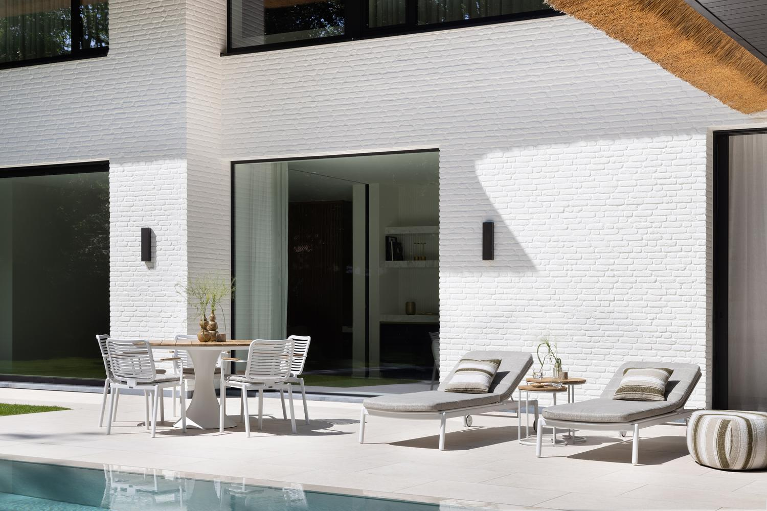 Fano tuintafel in wit aluminium en teak - Dia. 130 x H 75 cm