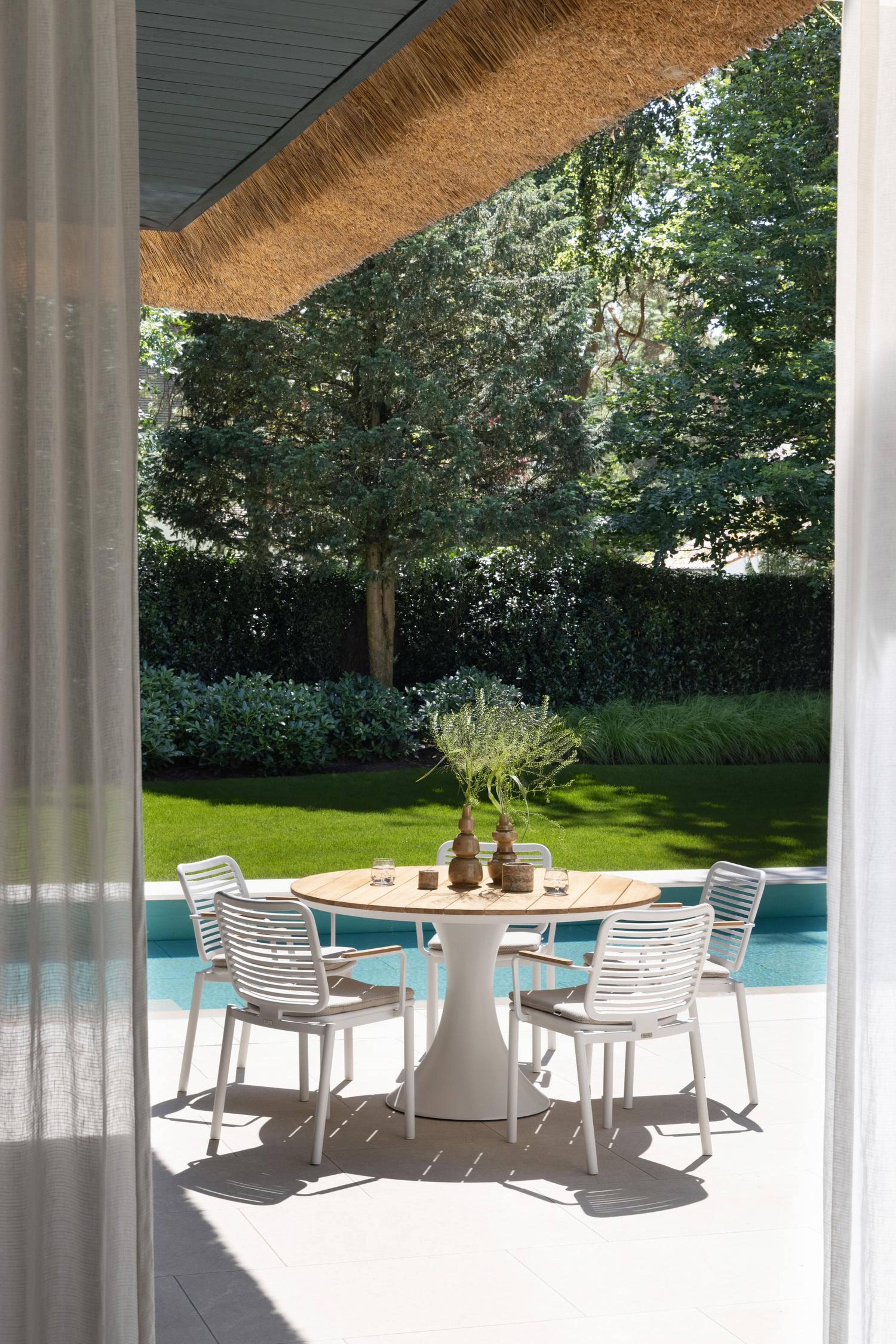 Fano tuintafel in wit aluminium en teak - Dia. 130 x H 75 cm