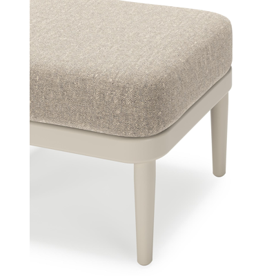 Orso poef in beige aluminium met Chartres Pewter all weather sunbrella® luxe kussen