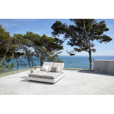 Como verstelbaar dubbel ligbed in wit aluminium